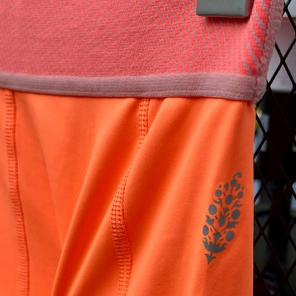 Free People NWOT FP Movement Endurance Leggings Orange Size Extra Small - Picture 7 of 14